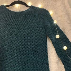Dark green/blue seed stitch pullover sweater.